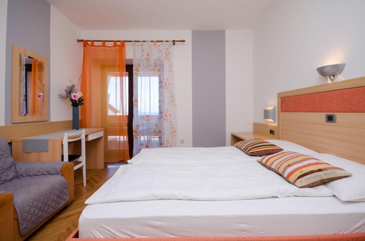 Apartments Mirjana B Lopar Eksteriør billede